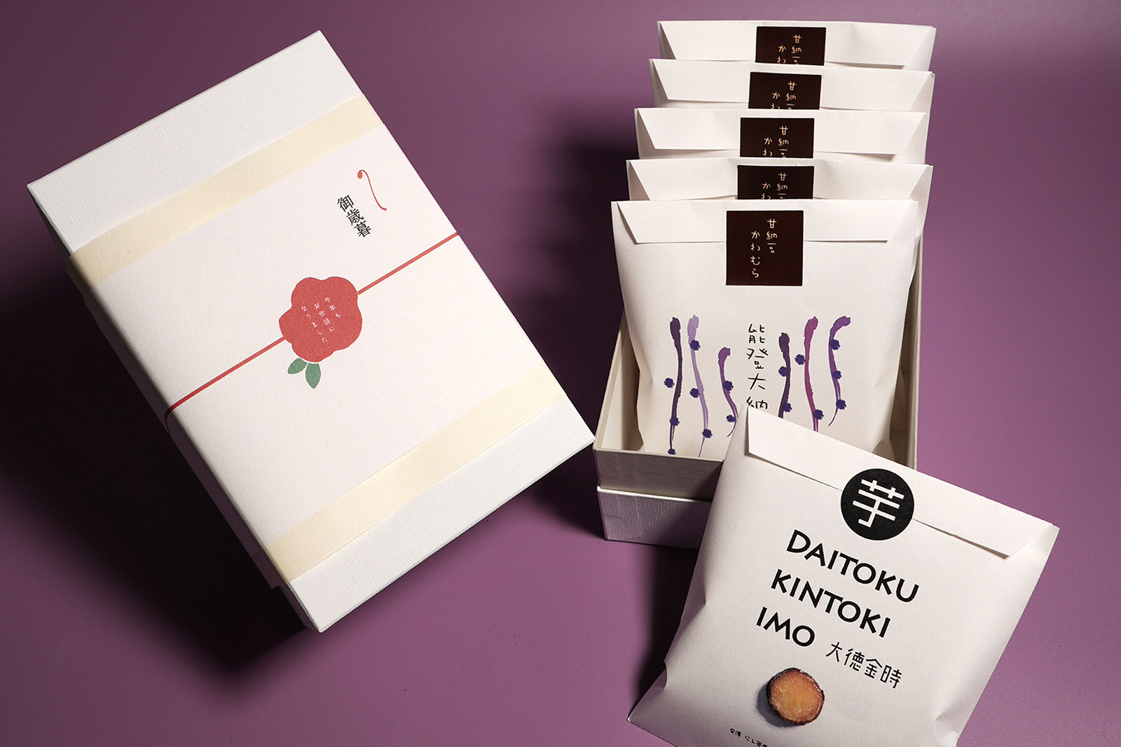 お歳暮商品を<br />
オンライン先行で<br />
販売します！！